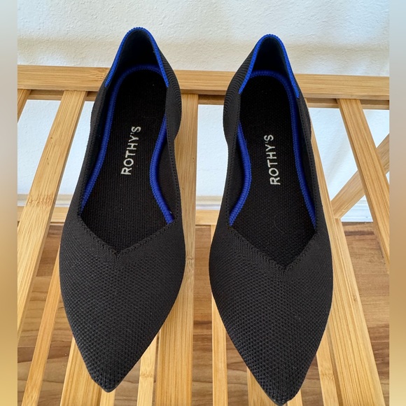 Rothy’s The Point Flat in Black Solid - Picture 2 of 8